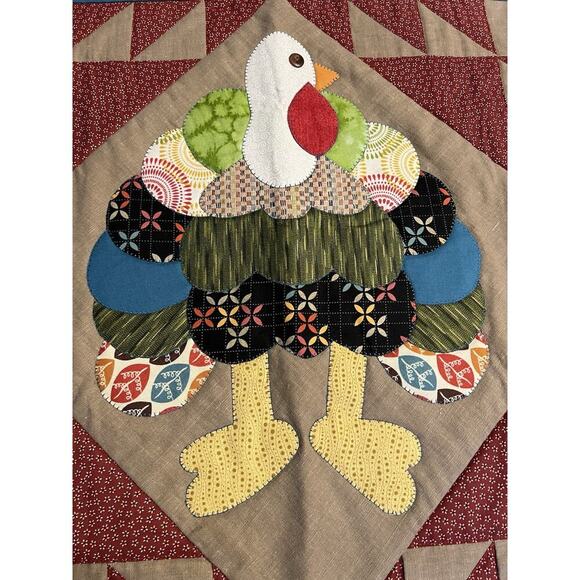 Artisan Made Quilted Table Square 21" Multicolored Thanksgiving Turkey NEW - Picture 2 of 9